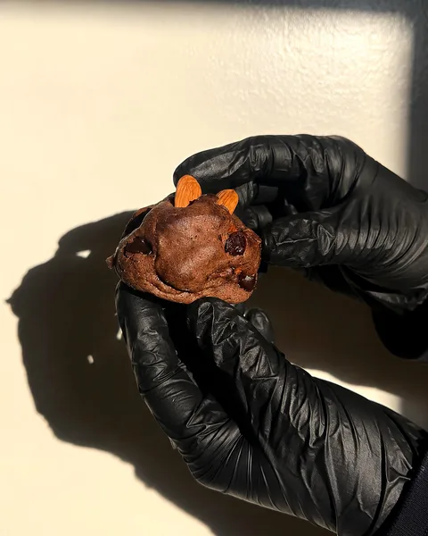 Triple chocolate con almendras. 🤎